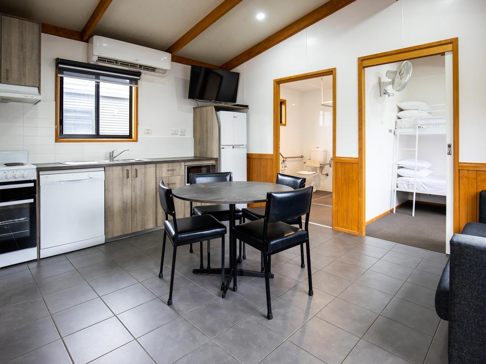 Nrma Ballarat Holiday Park Pokój zdjęcie